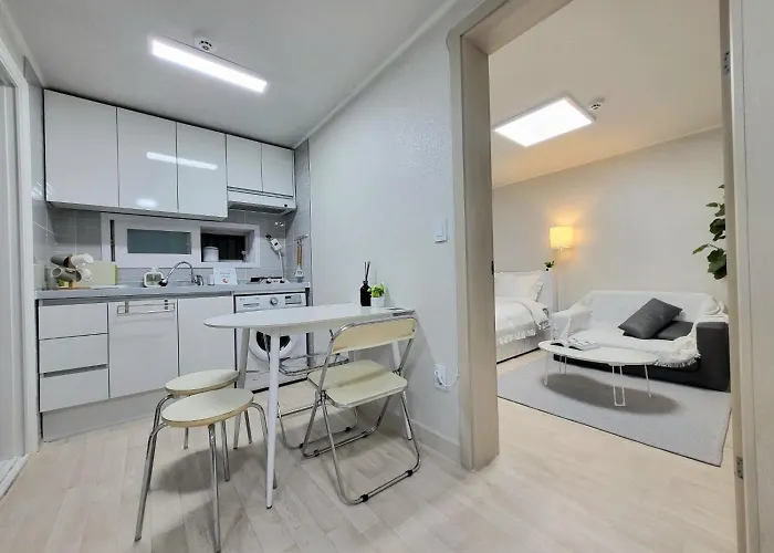 아파트 Moon House In #quiet #airport Transport Nearby#1 Min To Line2 Nakseongdae Subway